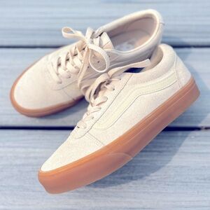 Vans Cream Sneakers with Gum Sole